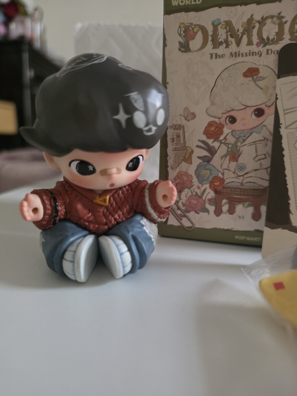 DIMOO A MISSING DAY SERIES FIGURINE- A STORY ONLY I CAN TELL